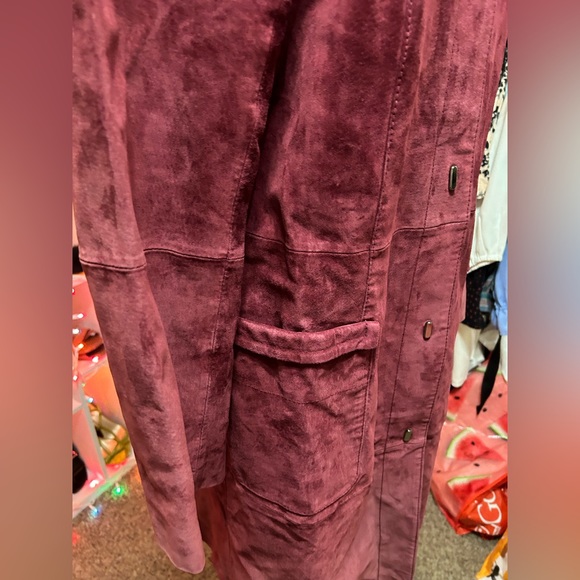B By Bernardo Long Suede Maroon Coat - Picture 9 of 11